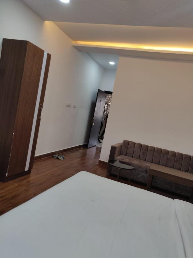 Hotel Virasat By Bookingcare Chhatarpur 외부 사진