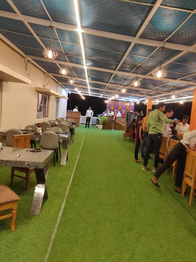 Hotel Virasat By Bookingcare Chhatarpur 외부 사진