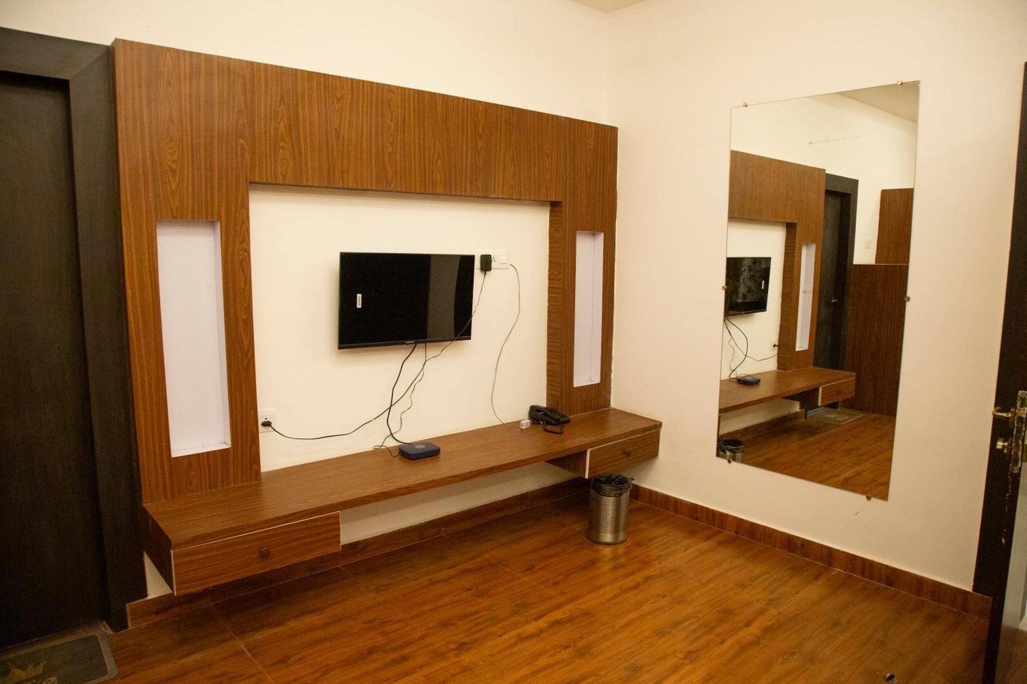 Hotel Virasat By Bookingcare Chhatarpur 외부 사진