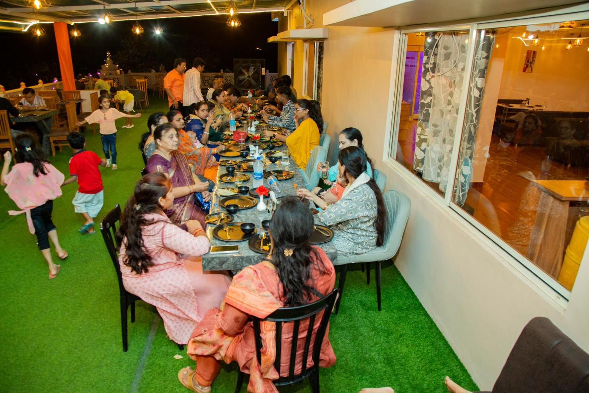 Hotel Virasat By Bookingcare Chhatarpur 외부 사진